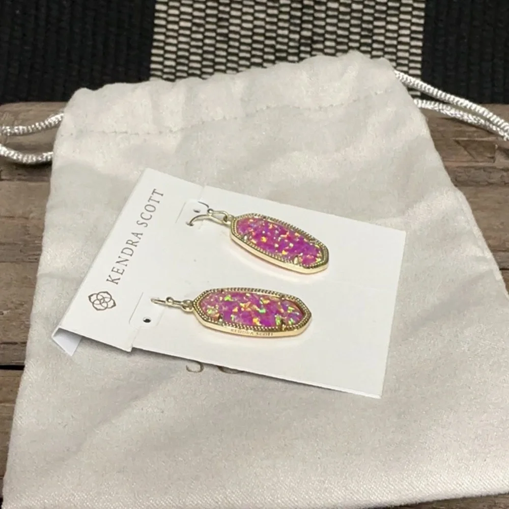 Kendra Scott nwt Dani pink Kyocera opal crystal gold signature drop earrings - Picture 3 of 5